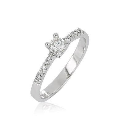Anello Solitario e Diamanti sul Gambo