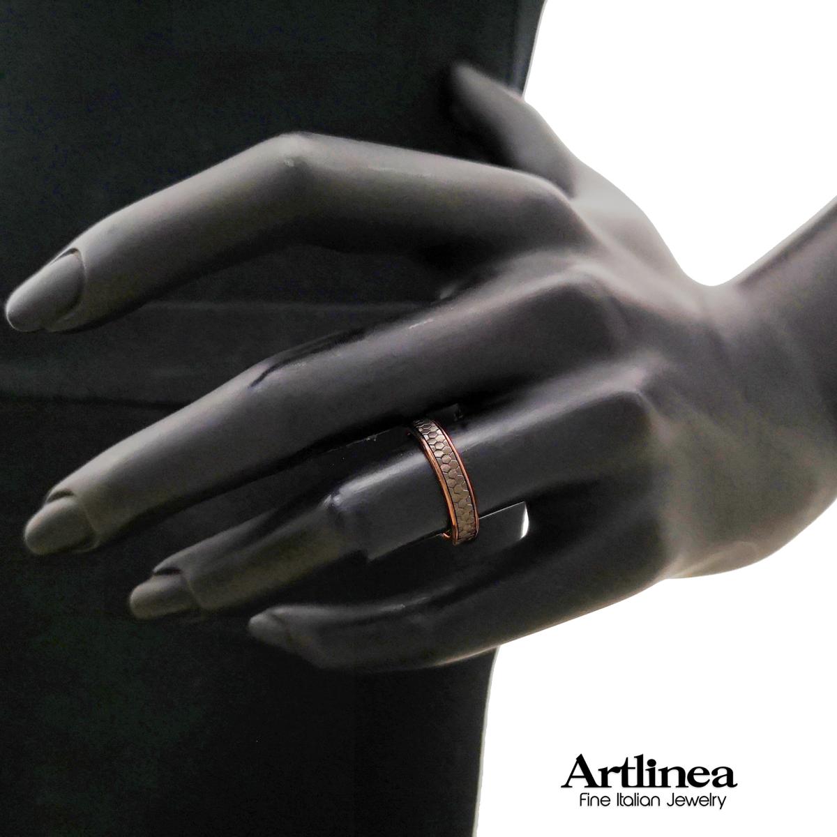Fede in oro 18kt con diamante e inserto in titanio larga 4,5 mm